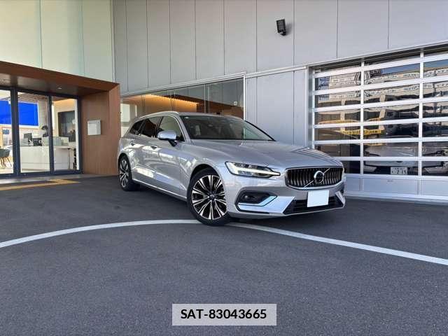 Volvo V60 2023-08 7801973-4