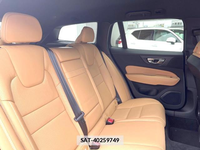 Volvo V60 2019-07 7802461-13