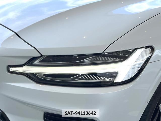 Volvo V60 2023-11 7802470-12