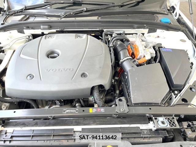 Volvo V60 2023-11 7802470-17