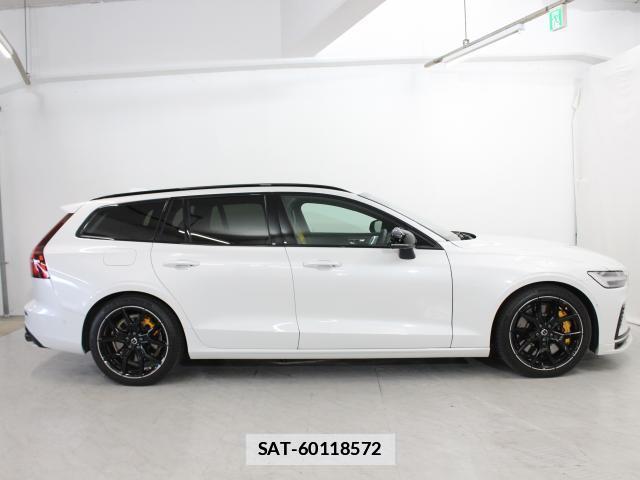 Volvo V60 2022-11 7802541-10