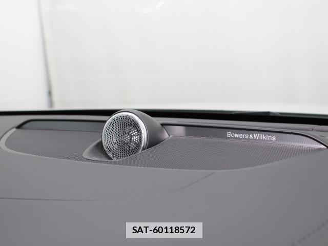Volvo V60 2022-11 7802541-11