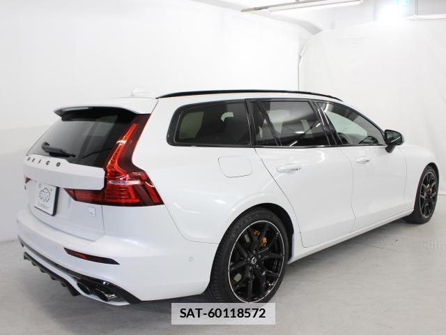 Volvo V60 2022-11 7802541-8