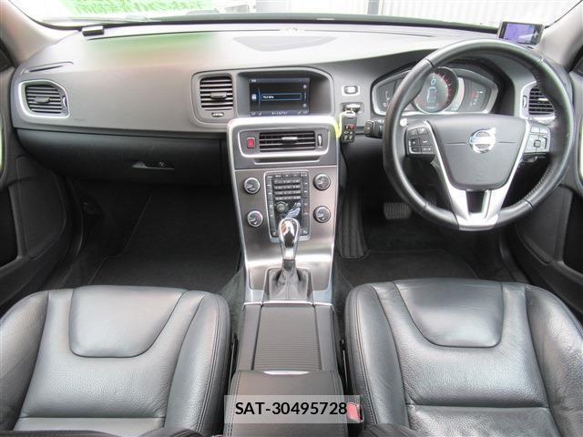 Volvo V60 2014-02 7802670-3