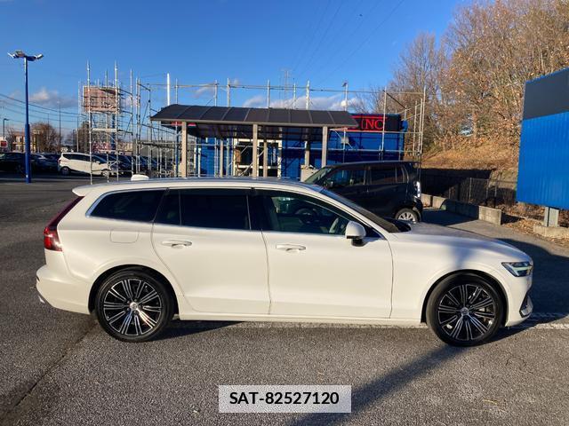 Volvo V60 2019-04 7803601-14