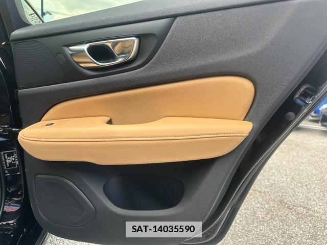 Volvo V60 2021-02 7803615-19
