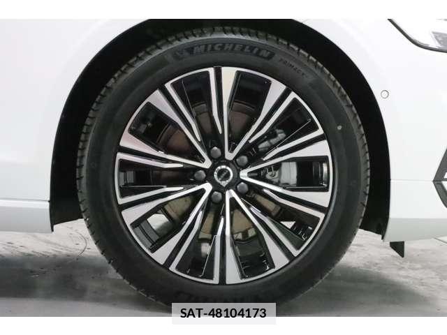 Volvo V60 2025-09 7804073-19