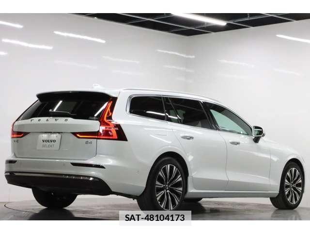 Volvo V60 2025-09 7804073-3