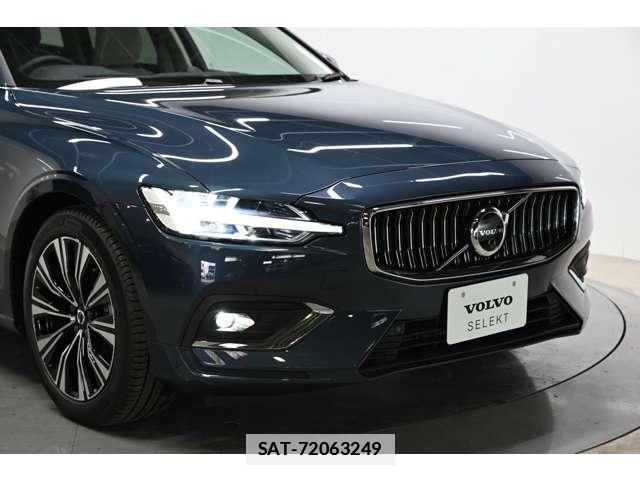 Volvo V60 2025-09 7804075-8