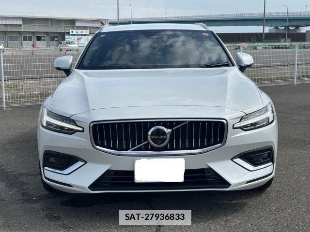 Volvo V60 2024-10 7805807-1