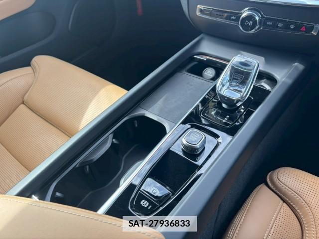 Volvo V60 2024-10 7805807-13