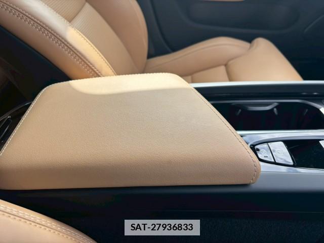 Volvo V60 2024-10 7805807-17