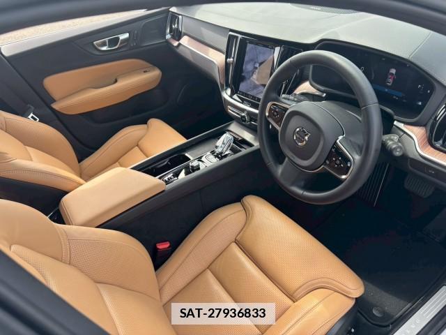 Volvo V60 2024-10 7805807-6