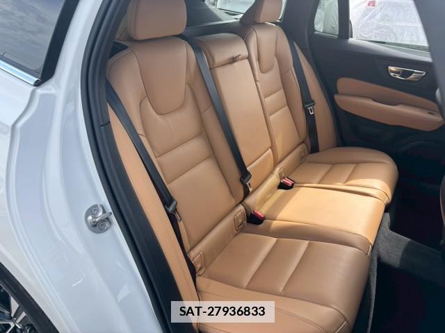 Volvo V60 2024-10 7805807-9