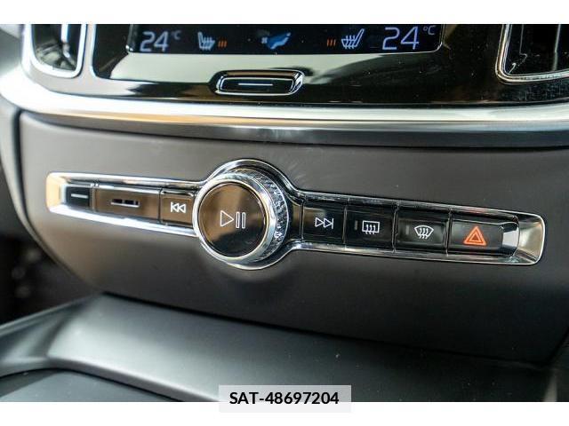 Volvo V60 2019-03 7807052-18