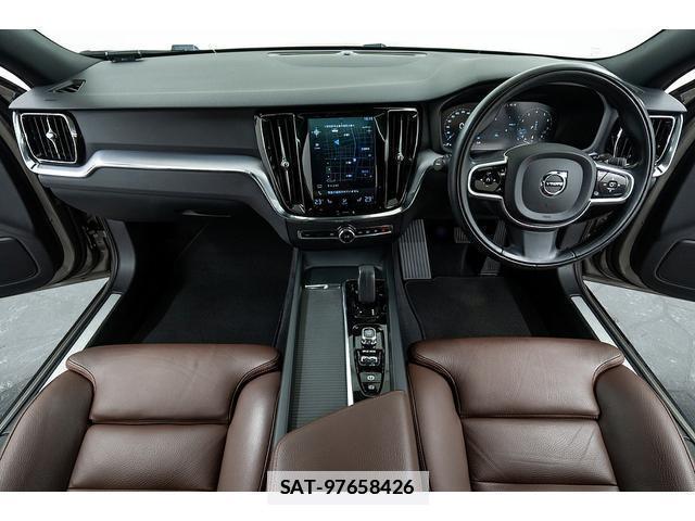 Volvo V60 2021-08 7807069-2
