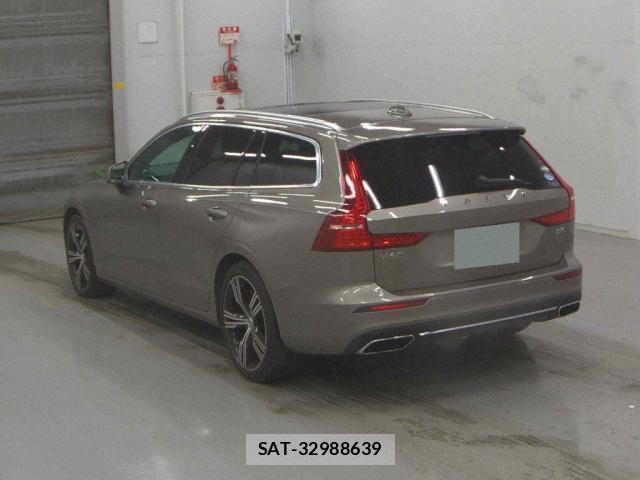Volvo V60 2021-01 7809129-4