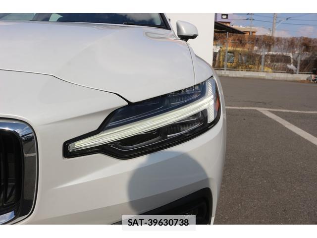Volvo V60 2021-09 7809469-16