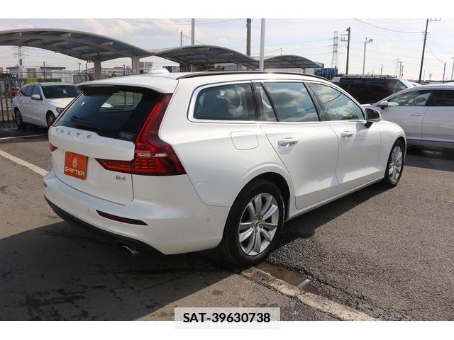 Volvo V60 2021-09 7809469-9