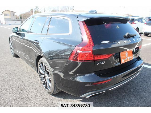 Volvo V60 2018-12 7809483-12