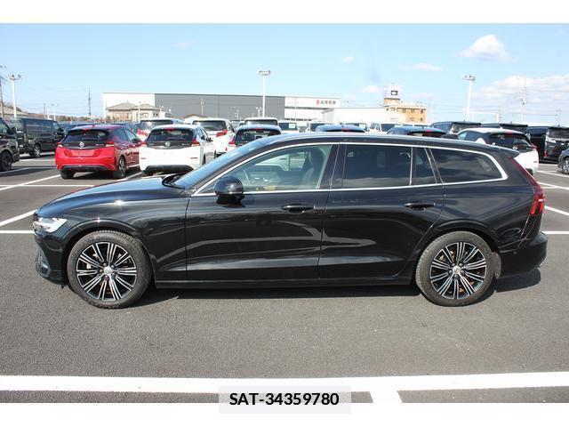 Volvo V60 2018-12 7809483-13