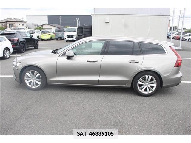 Volvo V60 2019-03 7809546-13