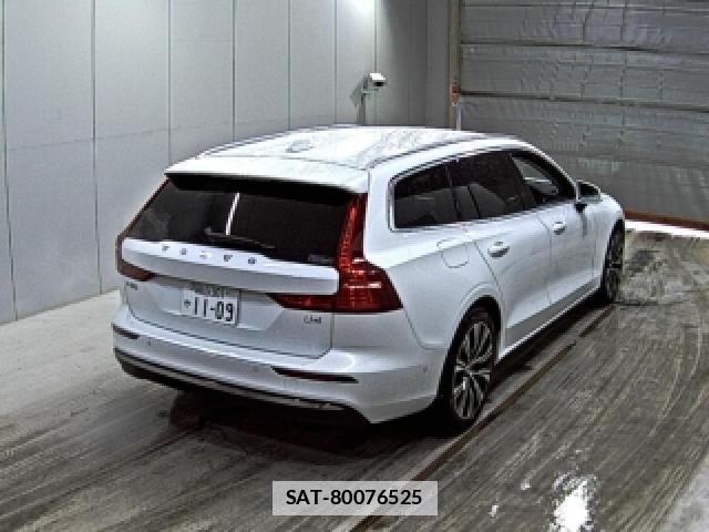 Volvo V60 2025-11 7810349-4