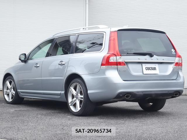 Volvo V70 2015-10 7794470-10
