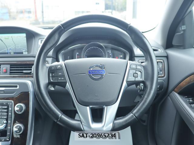Volvo V70 2015-10 7794470-12