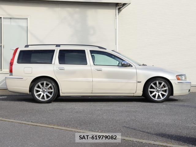 Volvo V70 2006-05 7794473-6