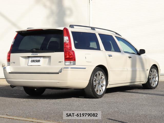 Volvo V70 2006-05 7794473-7