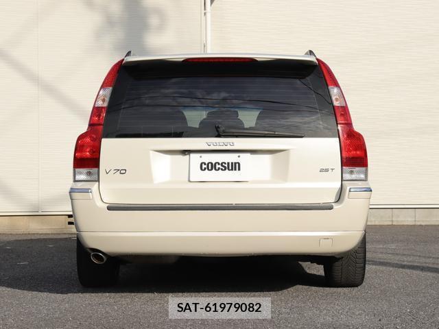 Volvo V70 2006-05 7794473-8
