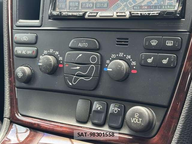 Volvo V70 2007-05 7796955-10