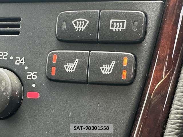Volvo V70 2007-05 7796955-11