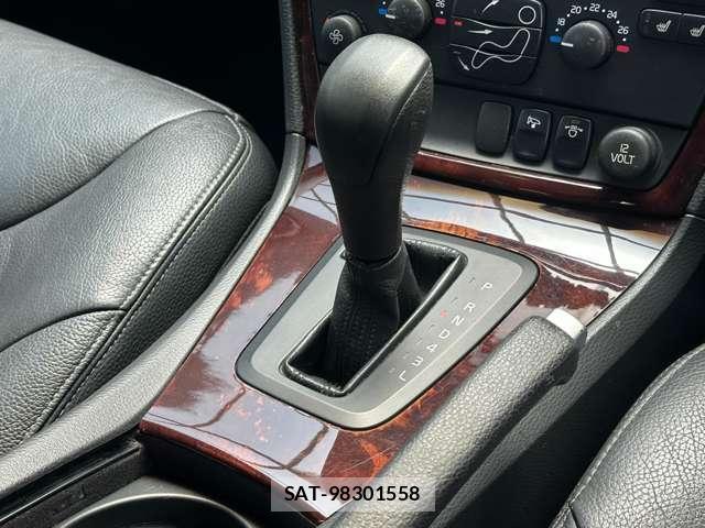 Volvo V70 2007-05 7796955-12