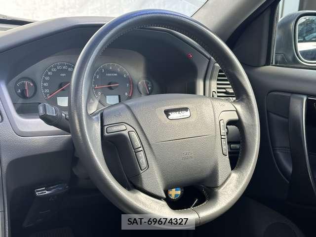 Volvo V70 2001-12 7796963-7
