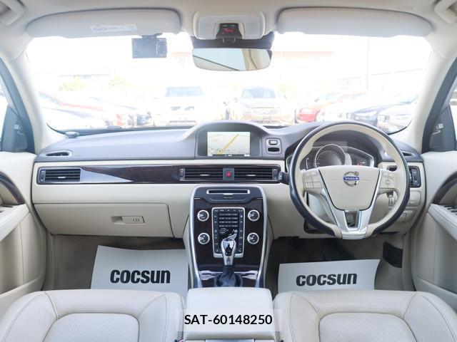 Volvo V70 2016-06 7798743-3