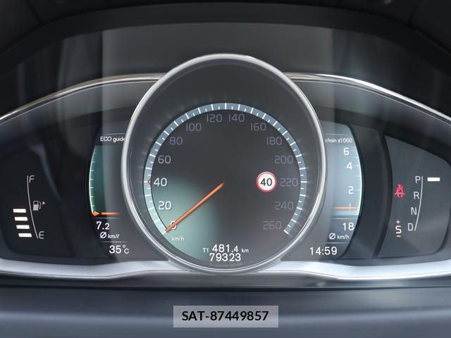 Volvo V70 2015-09 7798747-12