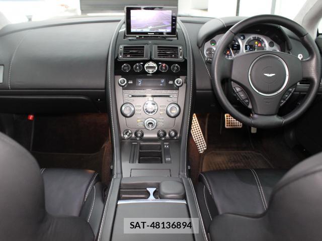 Aston Martin V8 2015 7802531-1