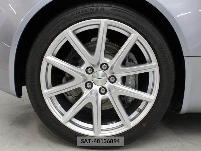 Aston Martin V8 2015 7802531-13