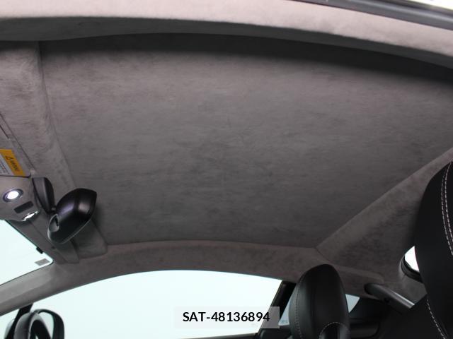 Aston Martin V8 2015 7802531-15