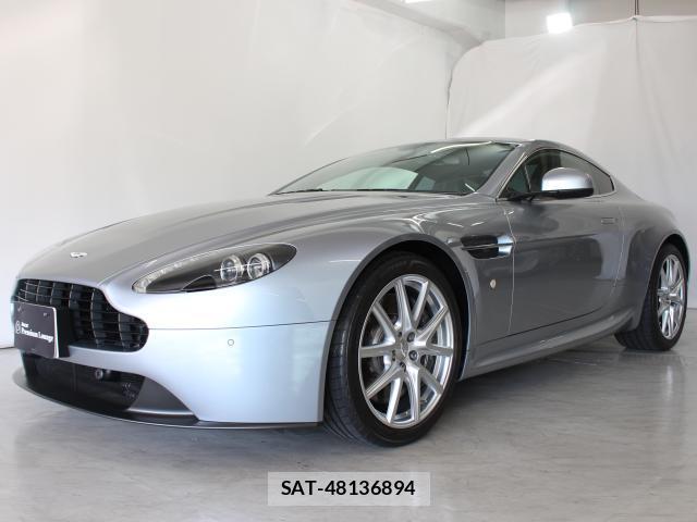 Aston Martin V8 2015 7802531-2
