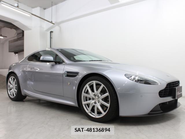Aston Martin V8 2015 7802531-9