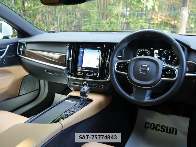 Volvo V90 2020-02 7794487-15