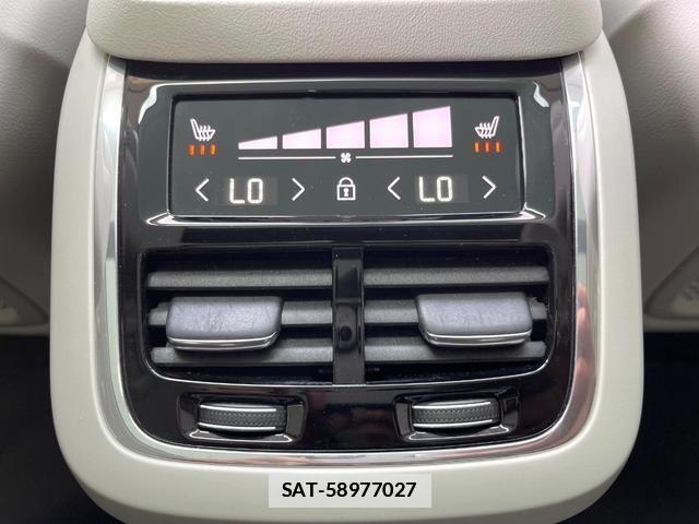 Volvo V90 2024-06 7794514-16