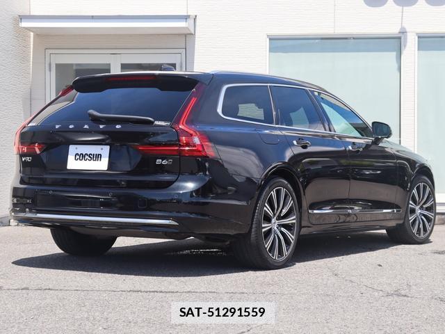 Volvo V90 2021-09 7798740-7