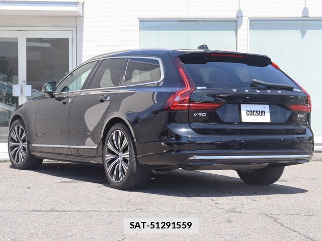Volvo V90 2021-09 7798740-9