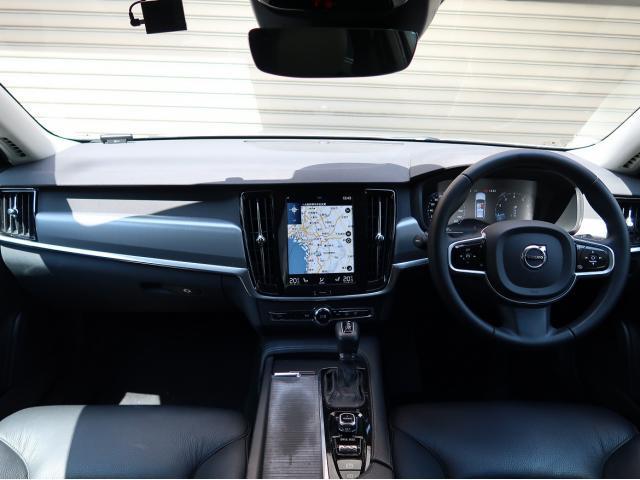 Volvo V90 2017-06 7806546-6