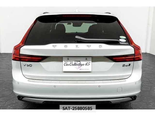 Volvo V90 2021-04 7807063-1
