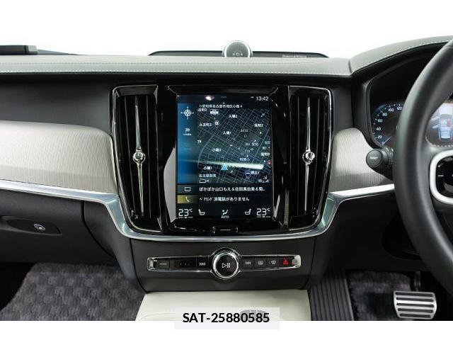 Volvo V90 2021-04 7807063-18